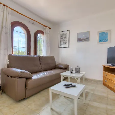 Peeters By Interhome