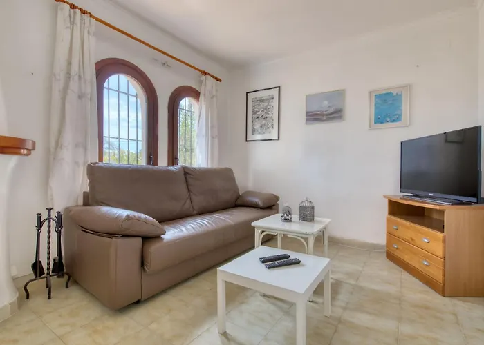 Peeters By Interhome